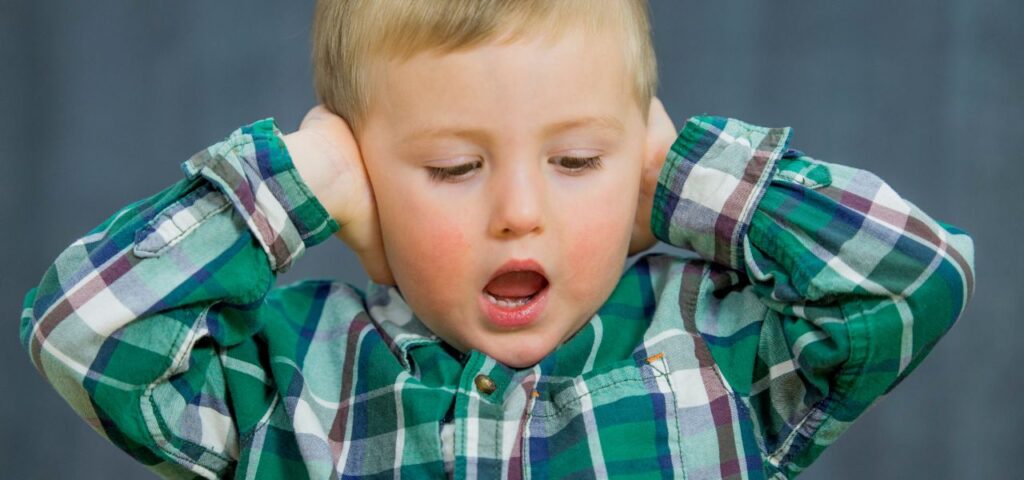 2 letnie dziecko nie reaguje na swoje imię